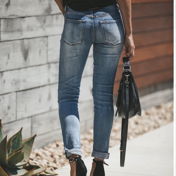 NWT KanCan Midrise Button Fly Mom Girlfriend Jeans - Picture 8 of 11